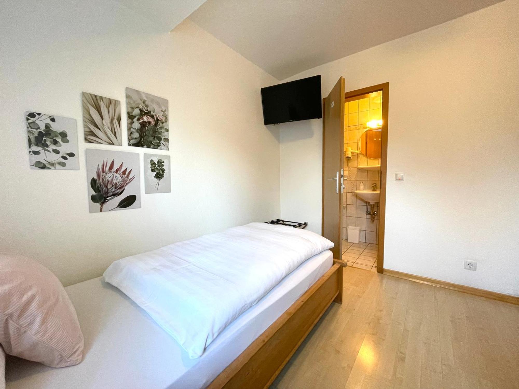 Hotel-Pension Hommen Coblence Extérieur photo