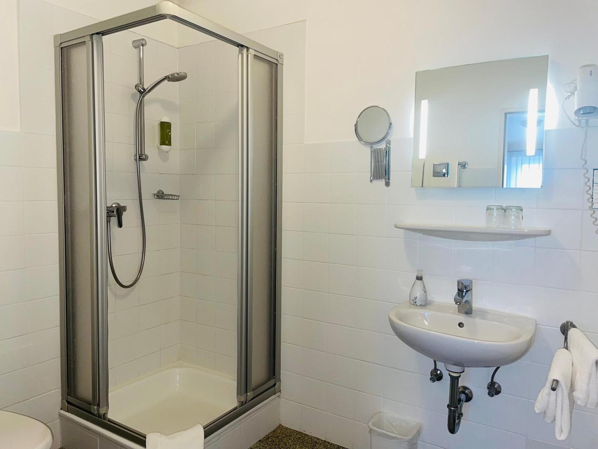 Hotel-Pension Hommen Coblence Extérieur photo
